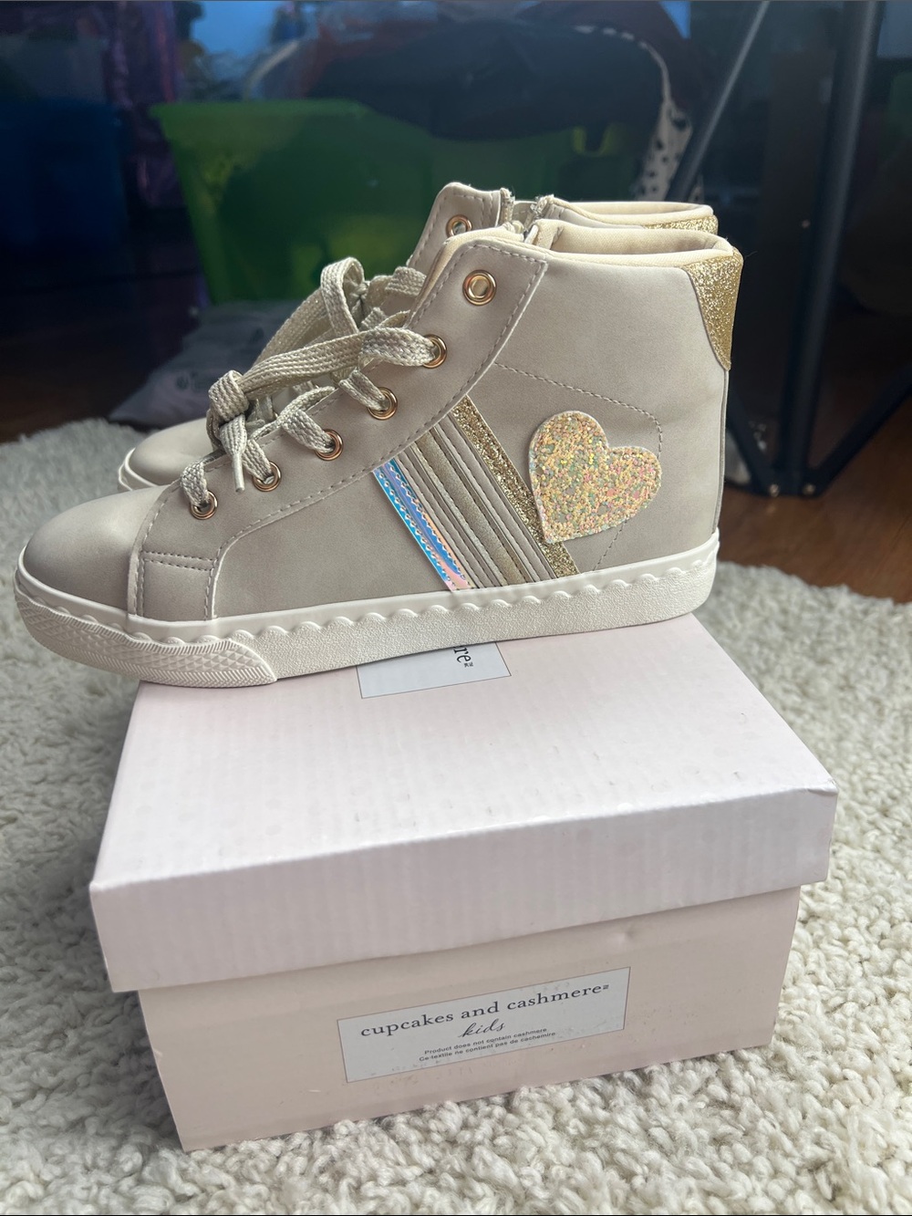 CUPCAKES AND CASHMERE KIDS HIGH TOP SNEAKERS SIZE 3 NWT - Picture 6 of 9
